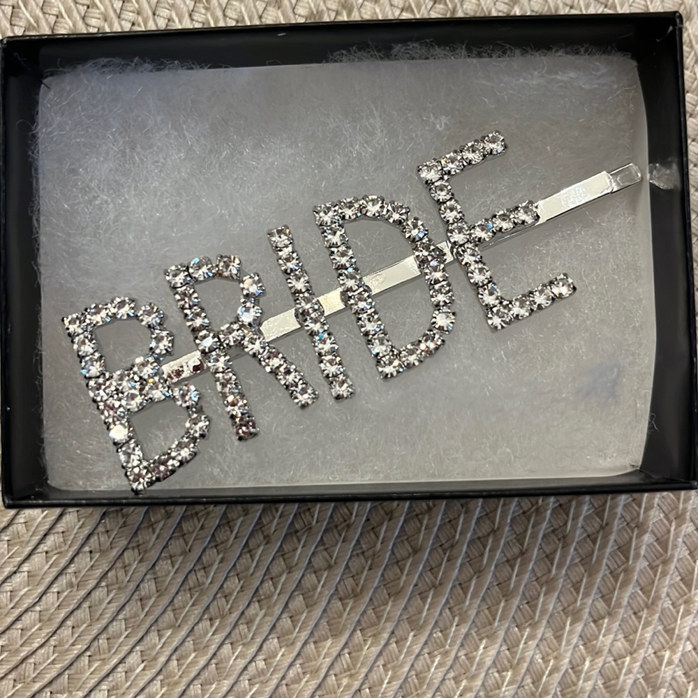 Bride hair clip